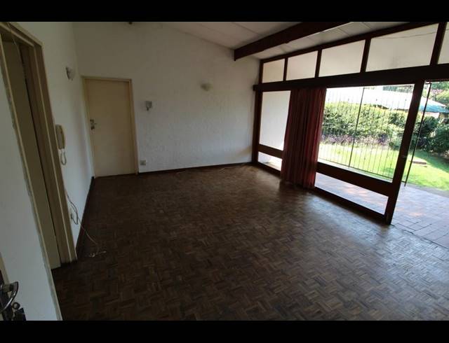 5 BEDROOM HOUSE SOLD IN SCOTTSVILLE